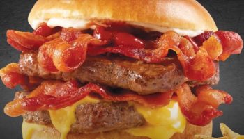 Самый калорийный гамбургер в мире — Беконатор от Wendy’s