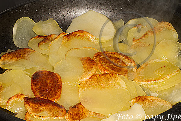 3 французских способа приготовить картофель как в ресторане - вкусно и дорого: картофель слайсами, кокот и дарфан.