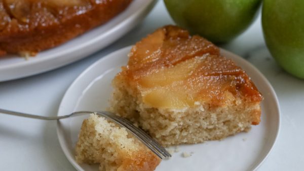 salted-caramel-apple-upside-down-cake-recipe-1726255124