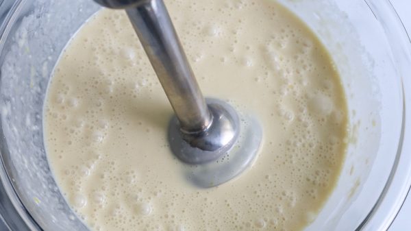 step-4-blend-batter-1725999380