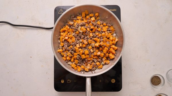 step-7-add-the-sweet-potatoes-1727280125