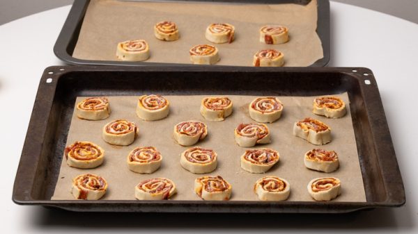 step-10-place-on-a-baking-sheet-1727805794